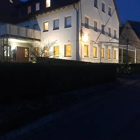 Hotel Neue Krone 2*
