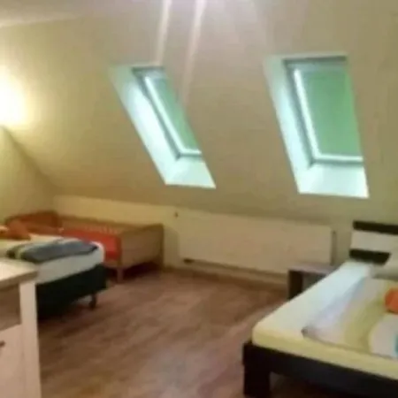 Neue Krone Hotel 2*