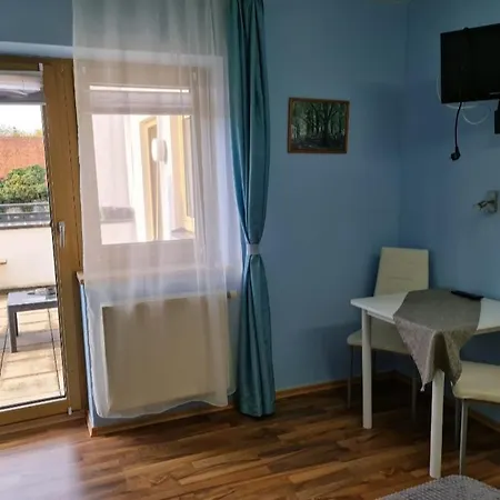 Neue Krone Hotel 2*