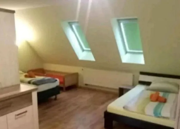 Neue Krone Hotel 2*