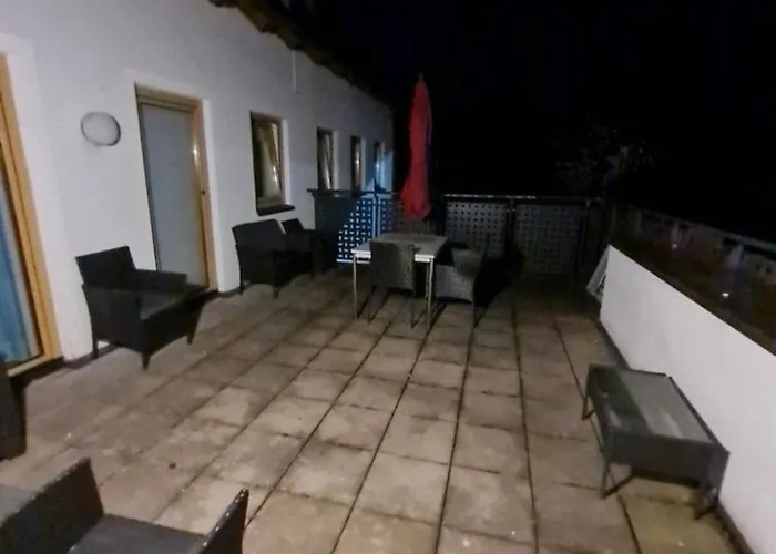 Neue Krone Hotel 2*